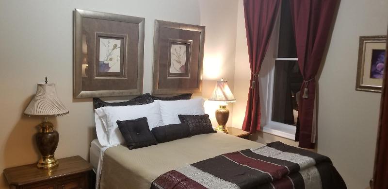 Silver Horseshoe Inn image