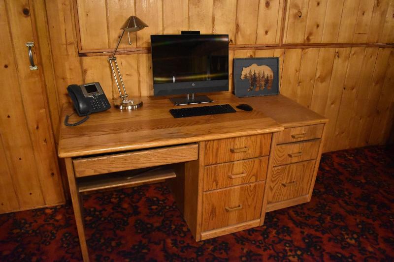 Silver Horseshoe Inn image