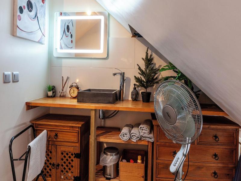 Cedric Guesthouse image