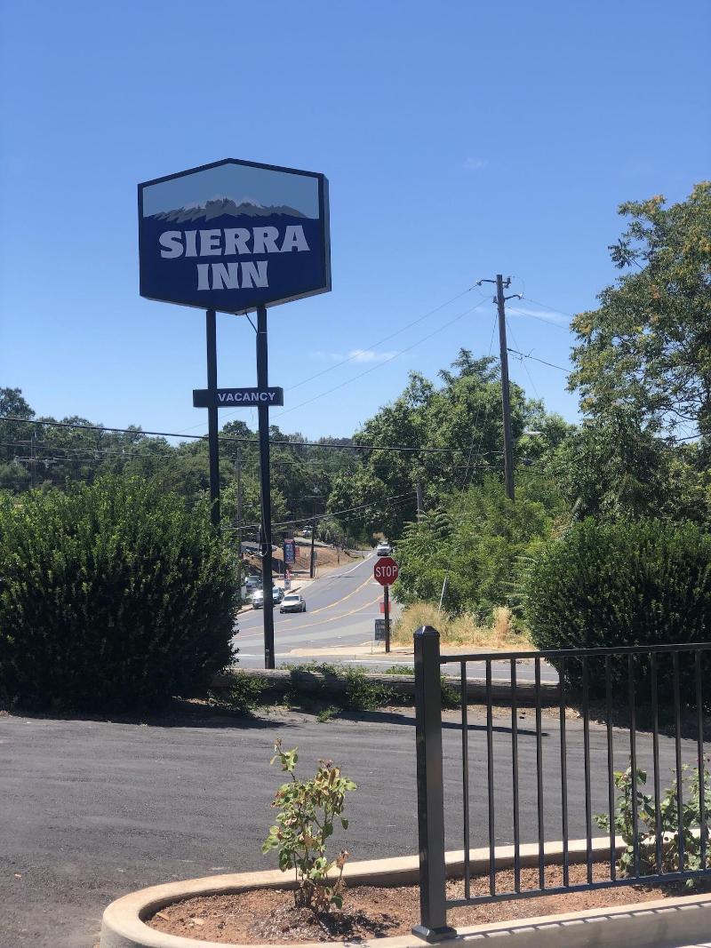 Sierra Inn image