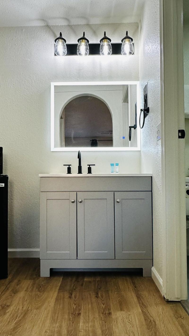Sierra Inn image