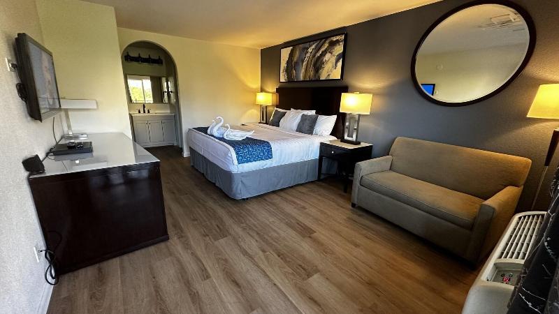 Sierra Inn image