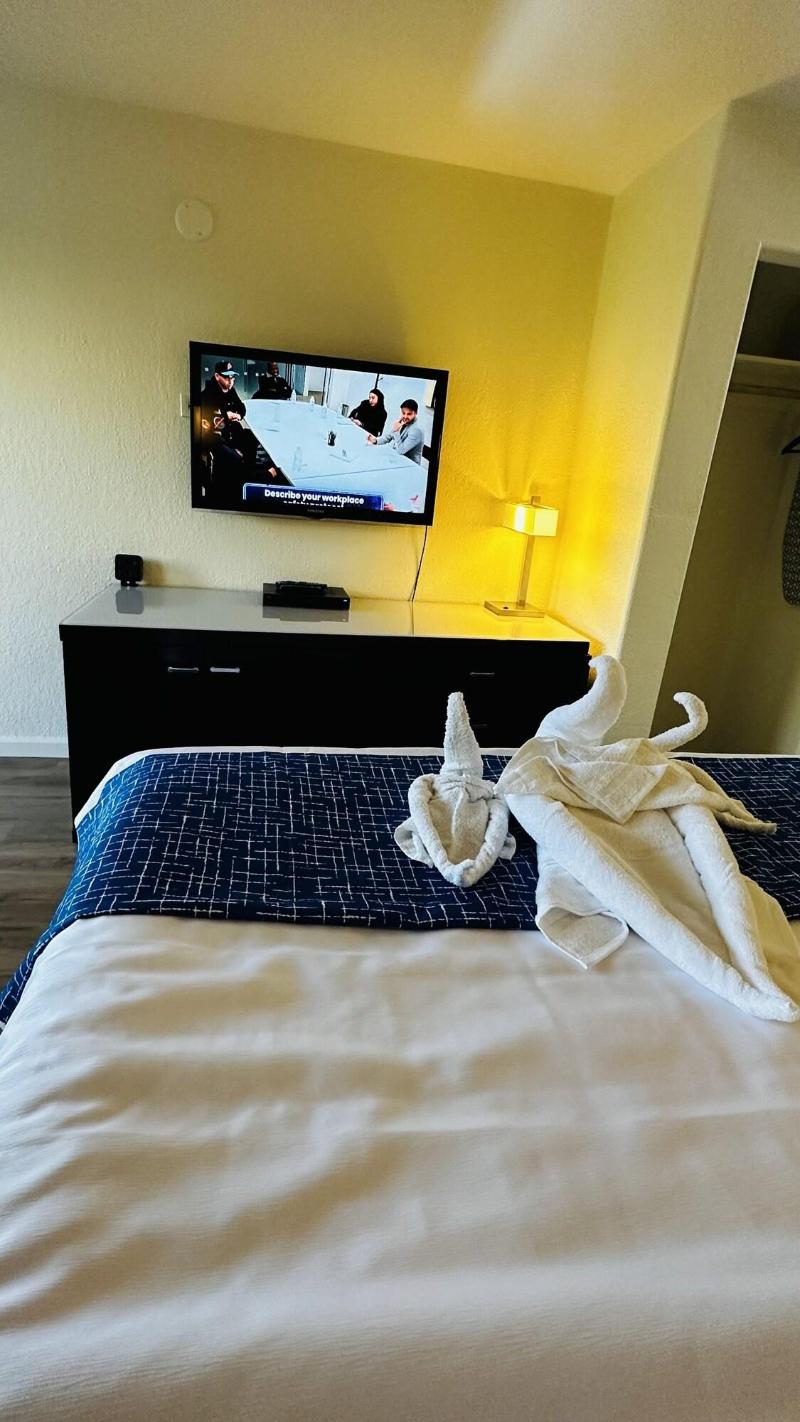 Sierra Inn image