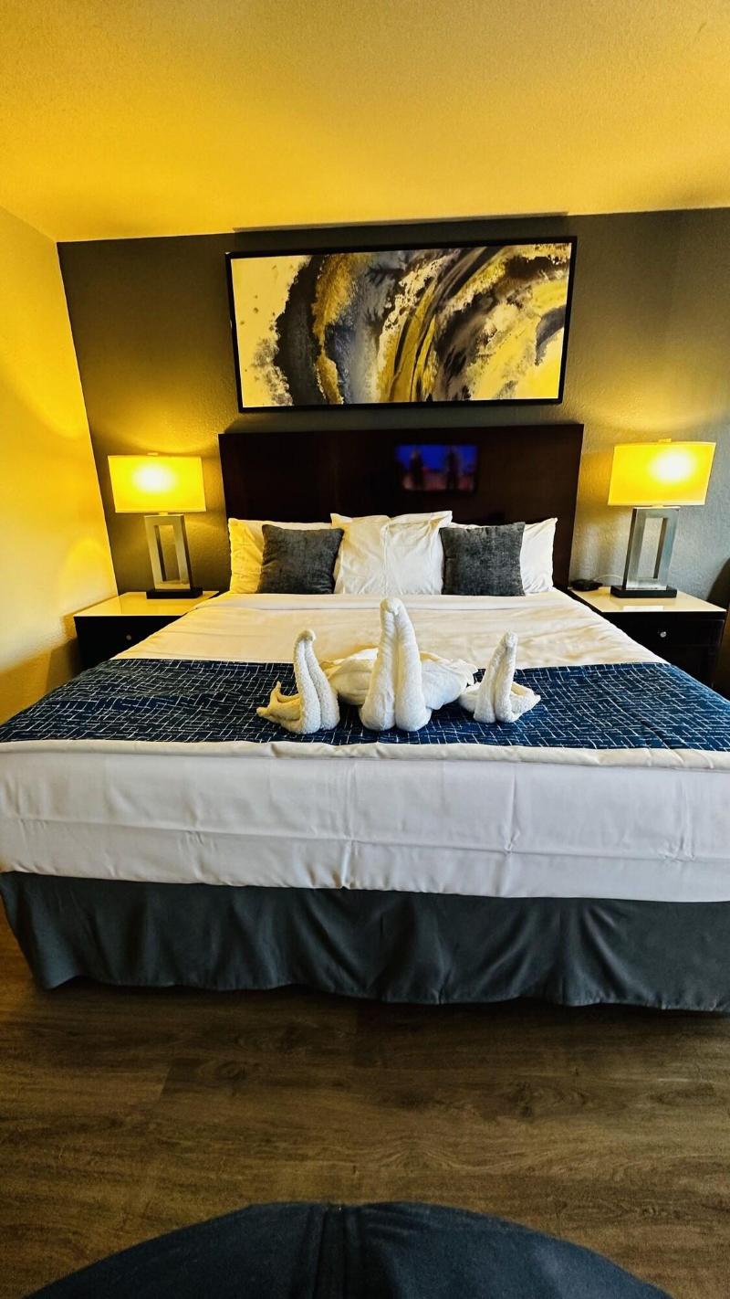 Sierra Inn image