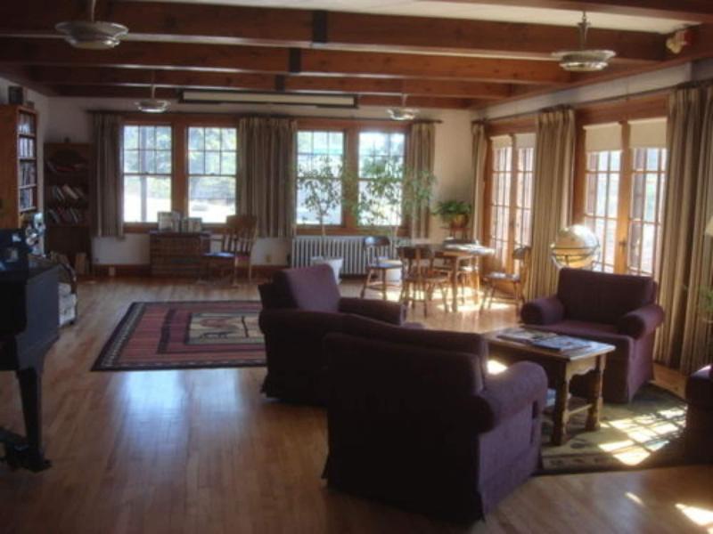 Cascade Lodge