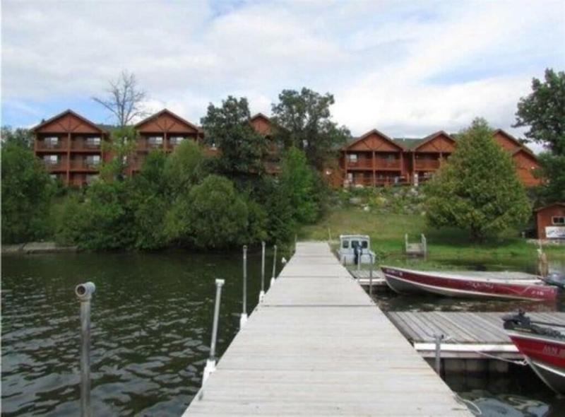 Oveson Pelican Lake Resort And Inn image