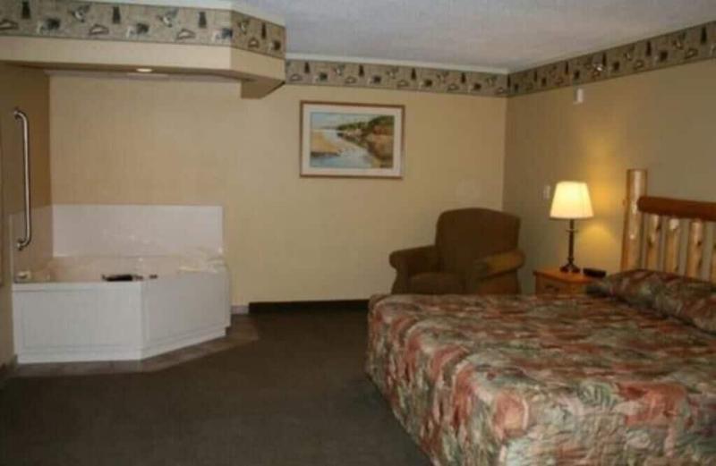 Oveson Pelican Lake Resort And Inn image