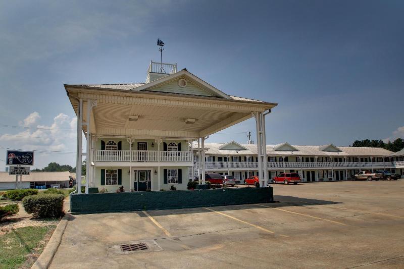 Key West Inn - Childersburg image