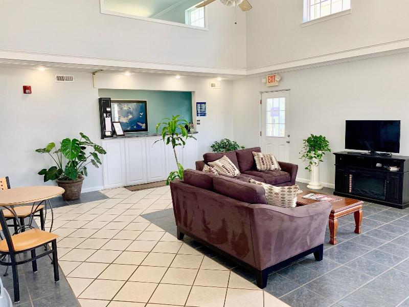 Key West Inn - Childersburg image