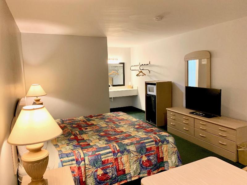 Key West Inn - Childersburg image