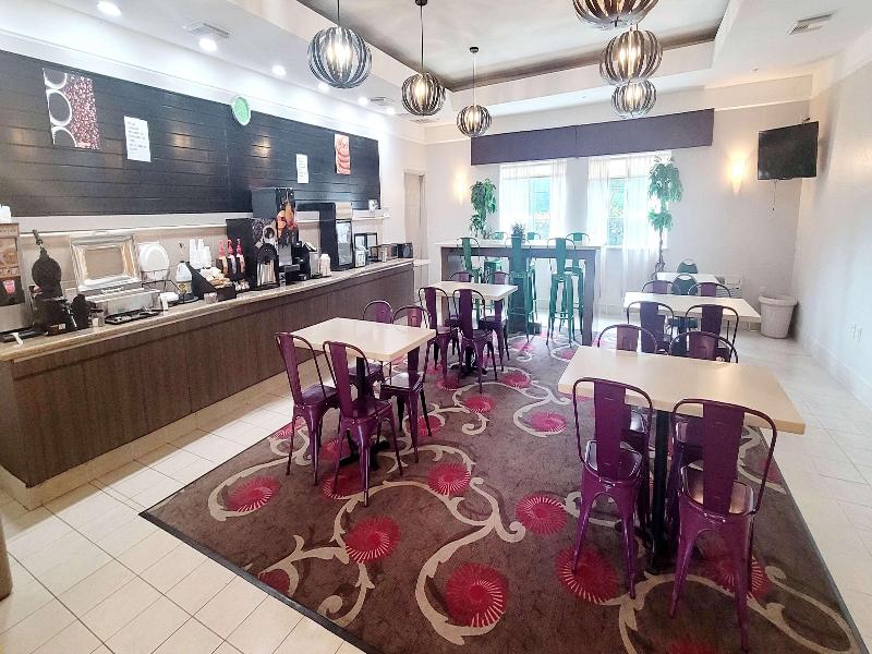 Kemah Edgewater Hotel SureStay Collection by BW image
