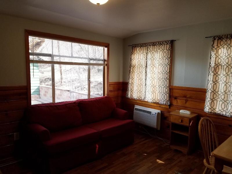 Stone Mountain Lodge And Cabins image