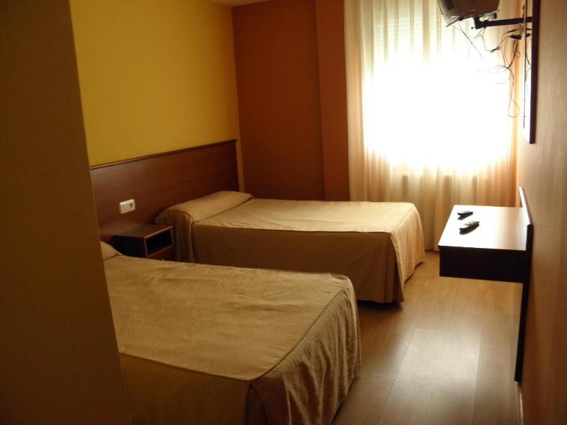 Hotel La Mora image