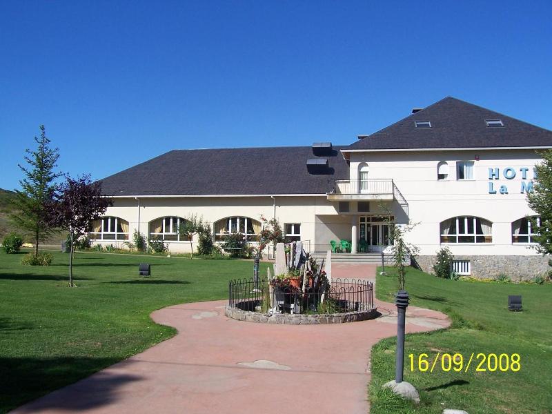 Hotel La Mora image