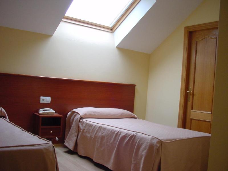 Hotel La Mora image