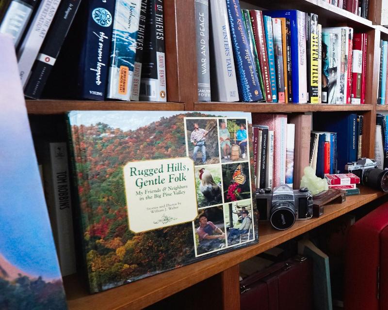 Devils Tower Lodge image