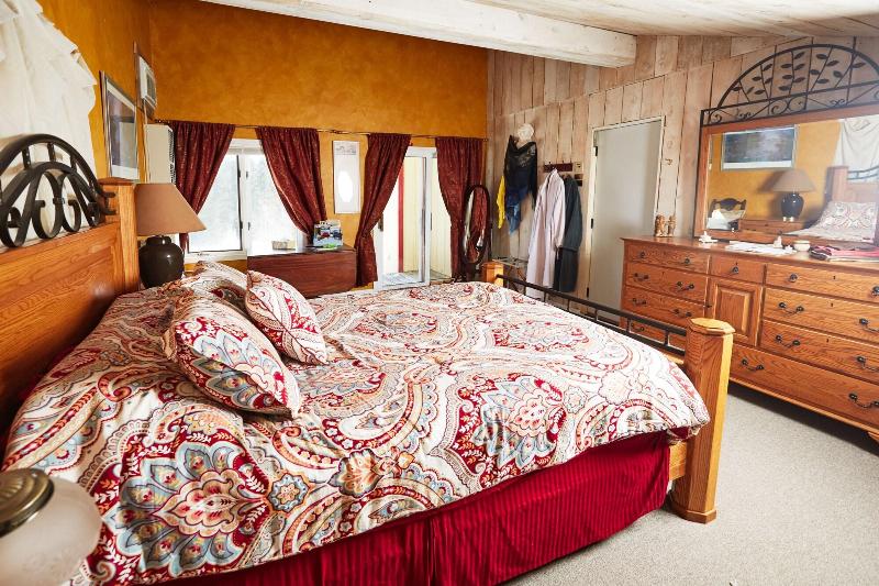 Devils Tower Lodge image