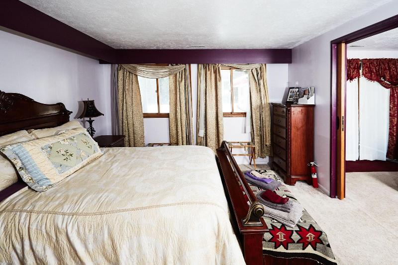 Devils Tower Lodge image