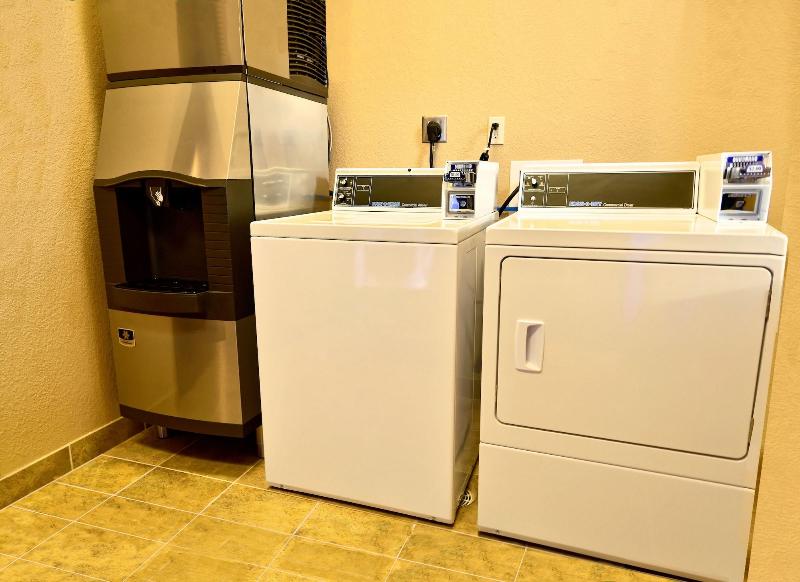 Cobblestone Inn & Suites - Monticello image