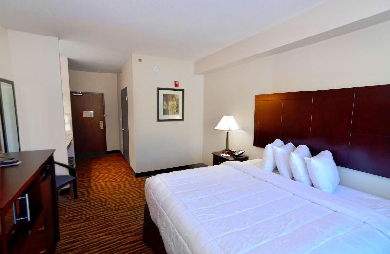Cobblestone Inn & Suites - Monticello image