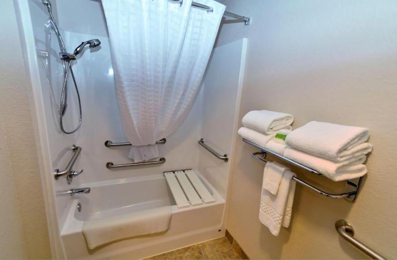 Cobblestone Inn & Suites - Monticello image