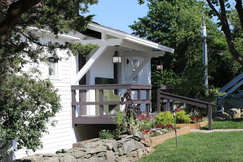 Shelter Harbor Inn image