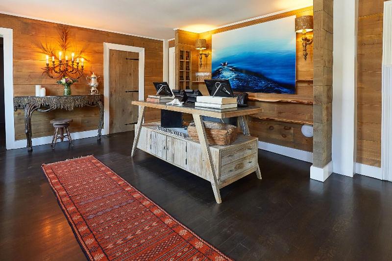 Shelter Harbor Inn image