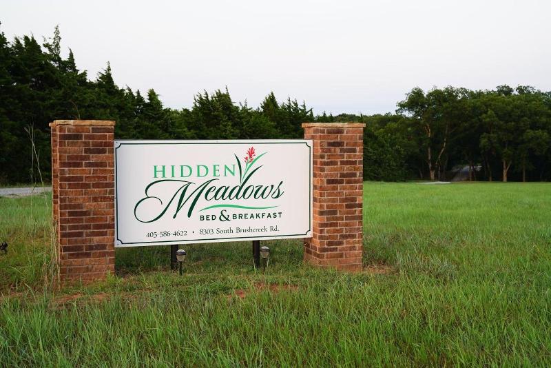 Hidden Meadows Bed And Breakfast