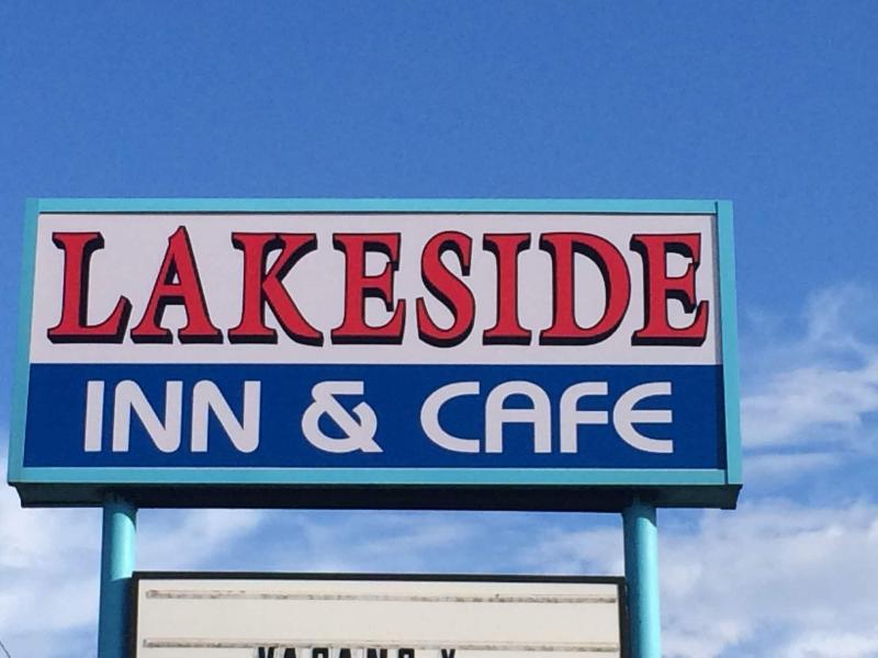 Hotel Lakeside Inn And Cafe