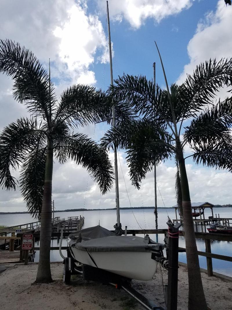 Hotel Lakeside Inn And Cafe