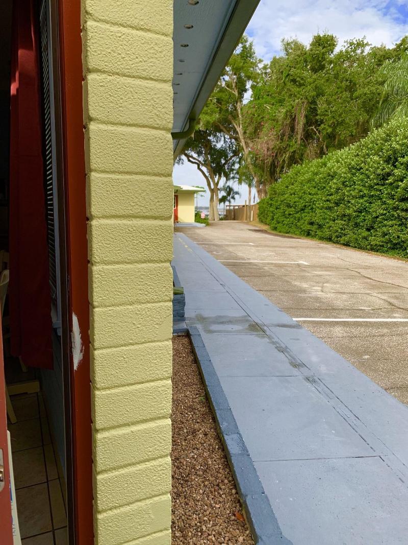 Hotel Lakeside Inn And Cafe