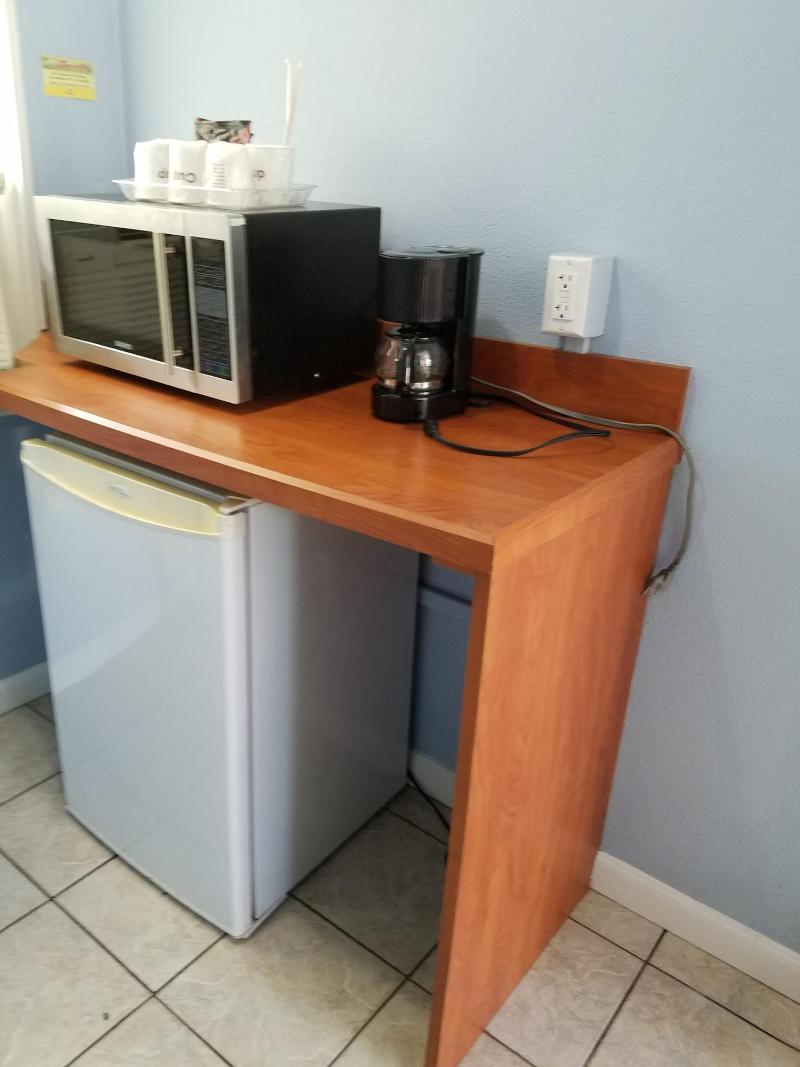 Hotel Lakeside Inn And Cafe