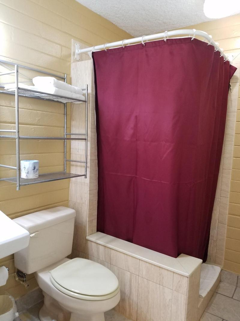 Hotel Lakeside Inn And Cafe