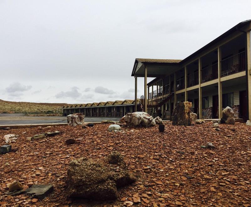 Whispering Sands Motel image