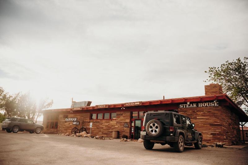 Whispering Sands Motel image