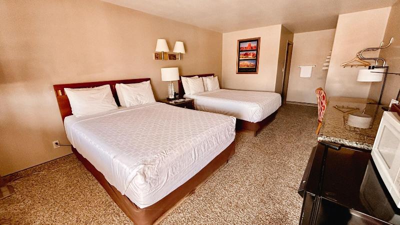 Whispering Sands Motel image
