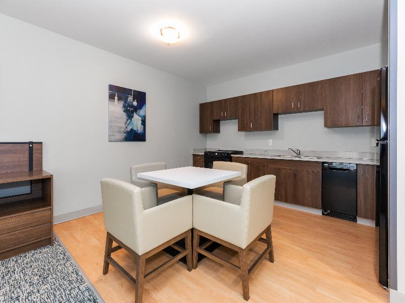 Wingate by Wyndham Geneva at SPIRE Academy image