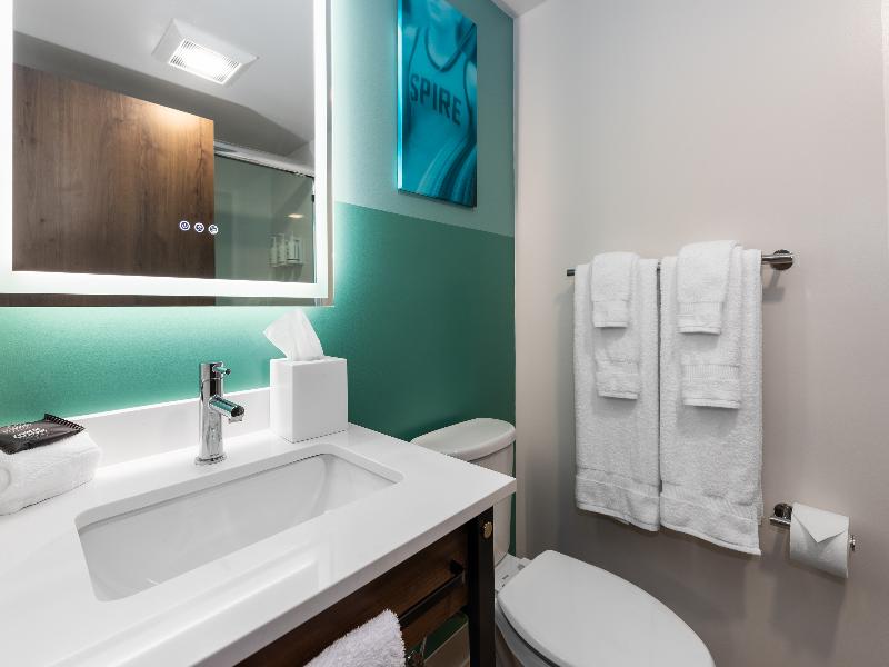 Wingate by Wyndham Geneva at SPIRE Academy image