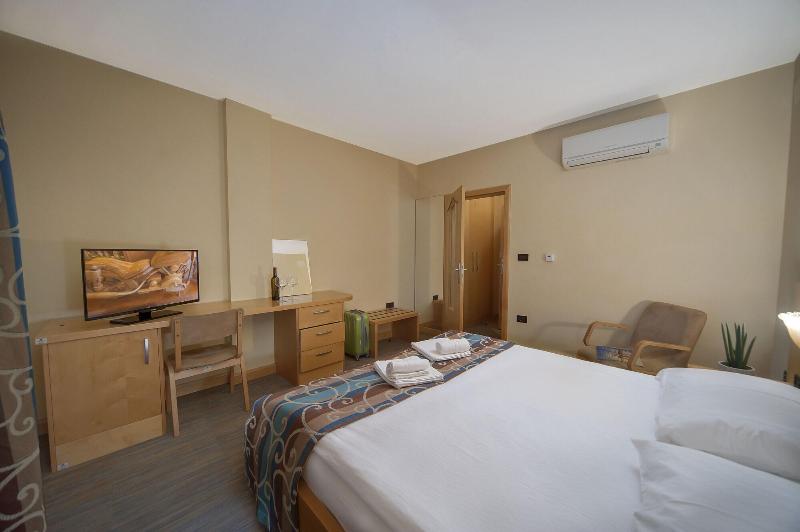 Hotel Malovec image