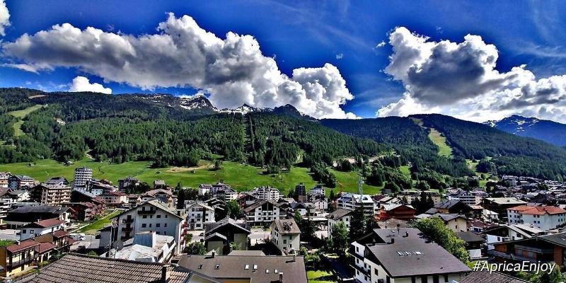 Aprica image