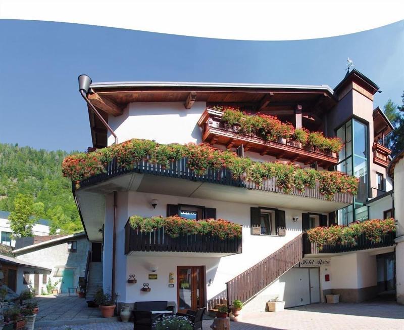 Aprica image