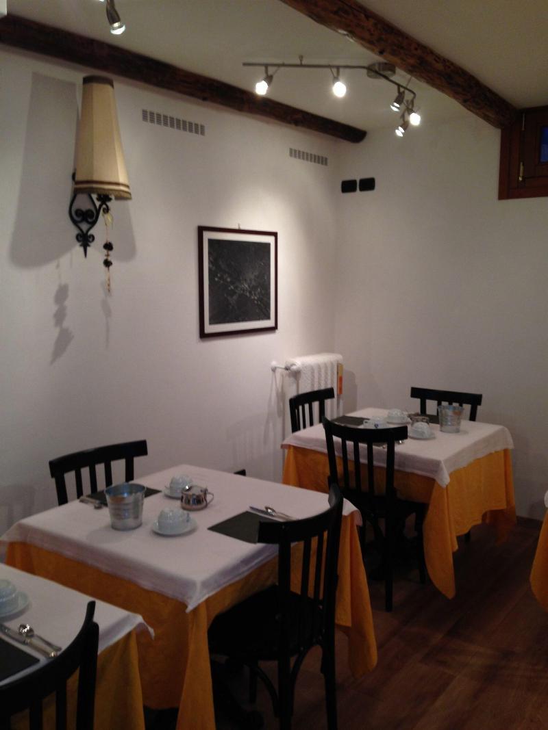 Aprica image