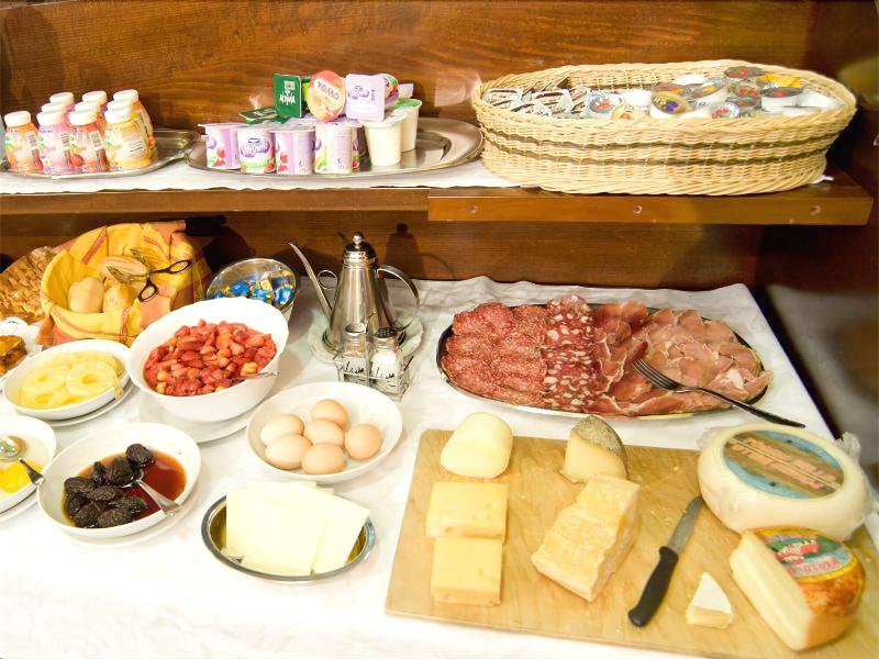 Aprica image