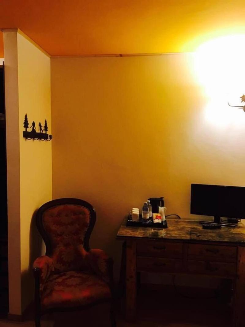 Aprica image