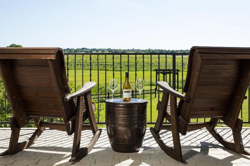 JUNIOR SUITE WITH TERRACE WITH VIEWS