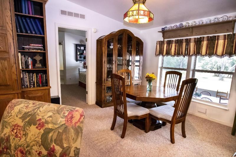 Bellavida Bed And Breakfast And Retreat image
