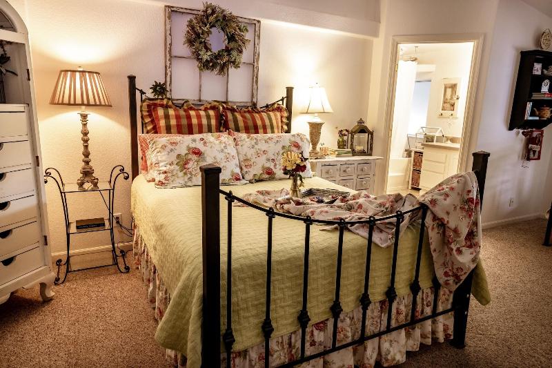 Bellavida Bed And Breakfast And Retreat image