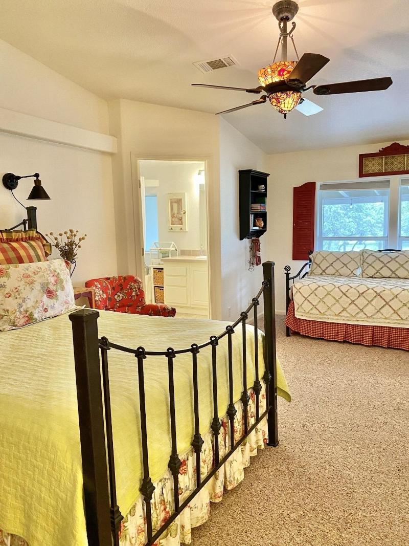 Bellavida Bed And Breakfast And Retreat image