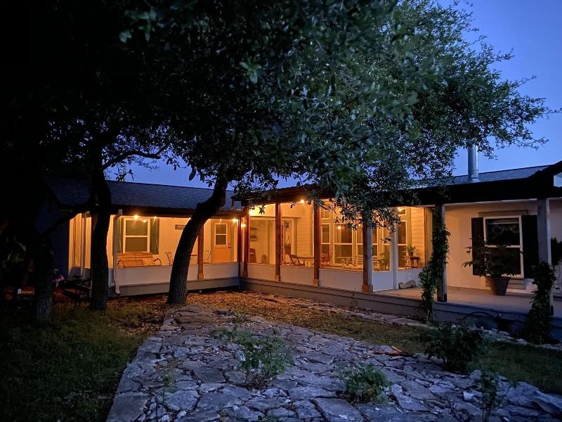 Bellavida Bed And Breakfast And Retreat image