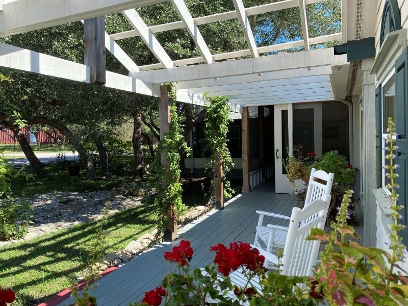 Bellavida Bed And Breakfast And Retreat image